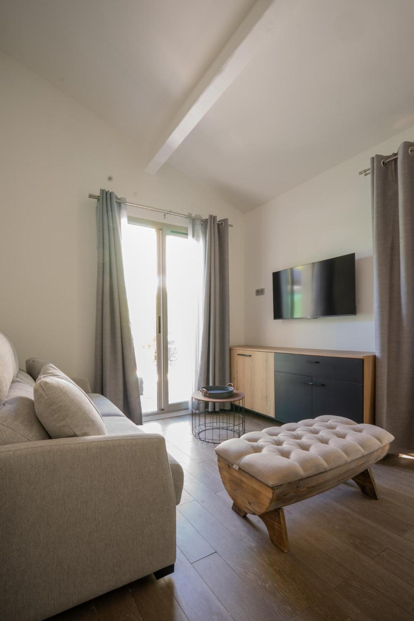 Appartement 6 Pers Jardin Prive La Cabane Bambou - Mandara Beach , Antibes French Riviera Juan-les-Pins Exterior photo